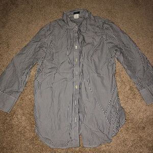 J CREW WOMENS BUTTON UP SHIRT